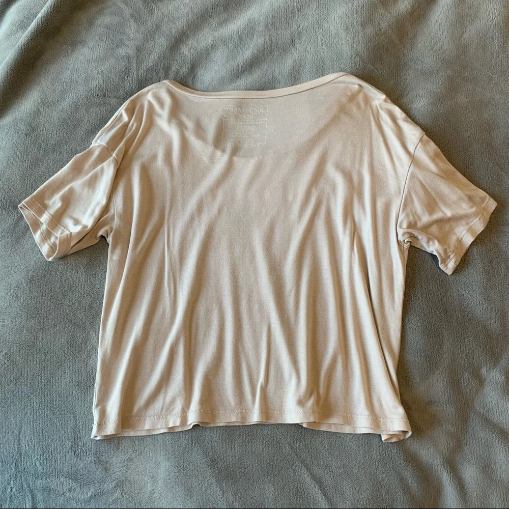 Portland Gear Roses T-Shirt - Picture 3 of 3